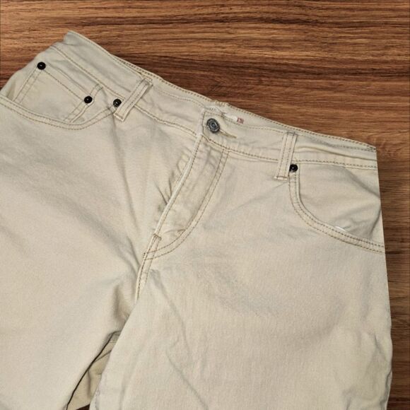 Levi's Relaxed Fit Bootcut 550 Cream Denim Jeans - Picture 2 of 6